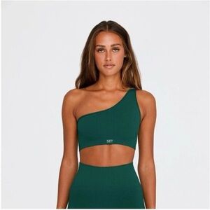 NWT SET ACTIVE Sculpt-flex Ribbed One Shoulder Sports Bra Size Medium.